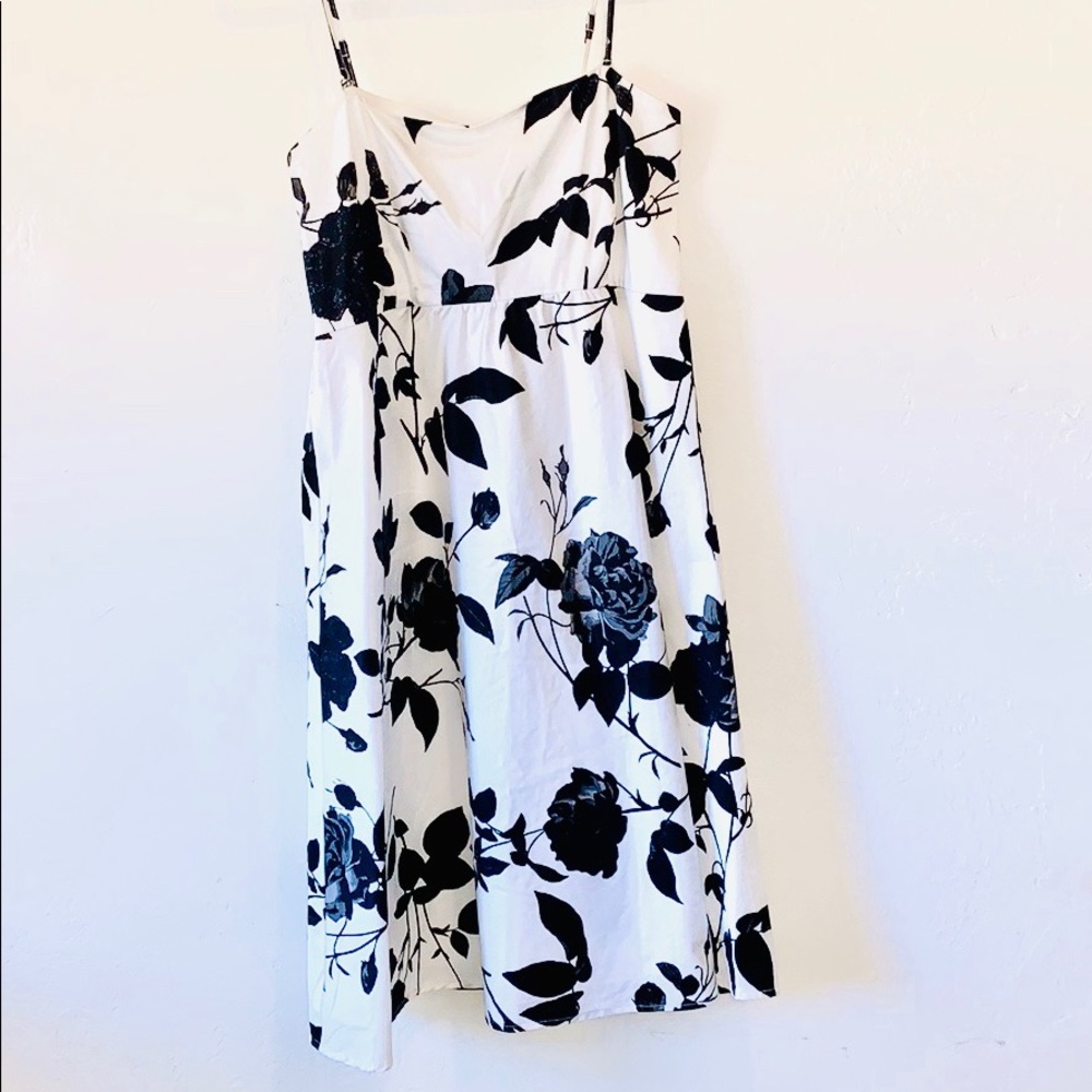 Jessica Simpson Maternity Dress